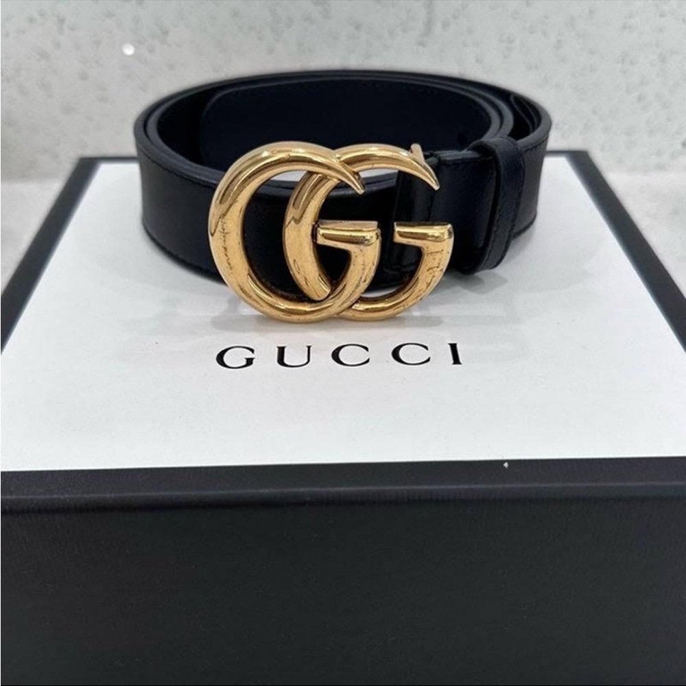 Like new Gucci belt size 100